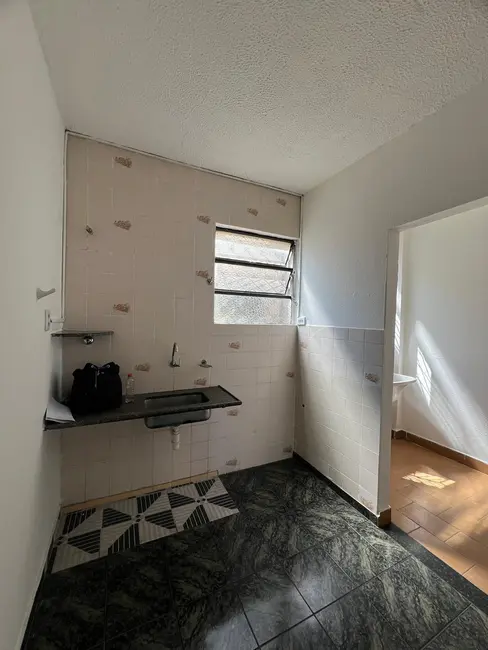 Apartamento com 3 quartos à venda, 75m2 em Santa Terezinha, Belo Horizonte - MG - imagem 6 Foto 6 de Apartamento com 3 quartos à venda, 75m2 em Santa Terezinha, Belo Horizonte - MG