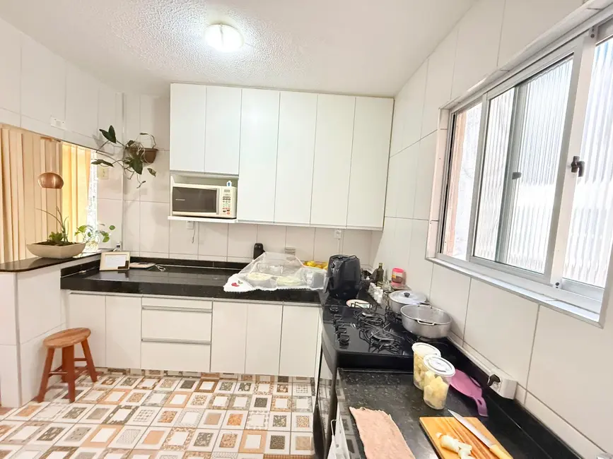 Foto 2 de Apartamento com 2 quartos à venda, 60m2 em Santa Terezinha, Belo Horizonte - MG