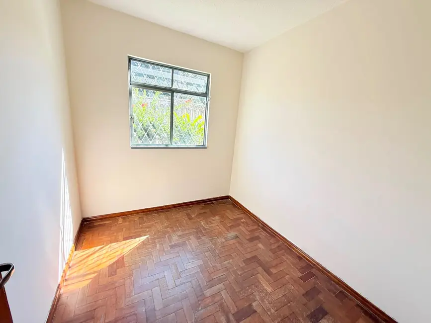 Foto 5 de Apartamento com 3 quartos à venda, 70m2 em Santa Terezinha, Belo Horizonte - MG
