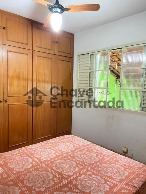 Casa com 4 quartos à venda, 280m2 em Vila Moimaz, Birigui - SP - imagem 6 Foto 6 de Casa com 4 quartos à venda, 280m2 em Vila Moimaz, Birigui - SP