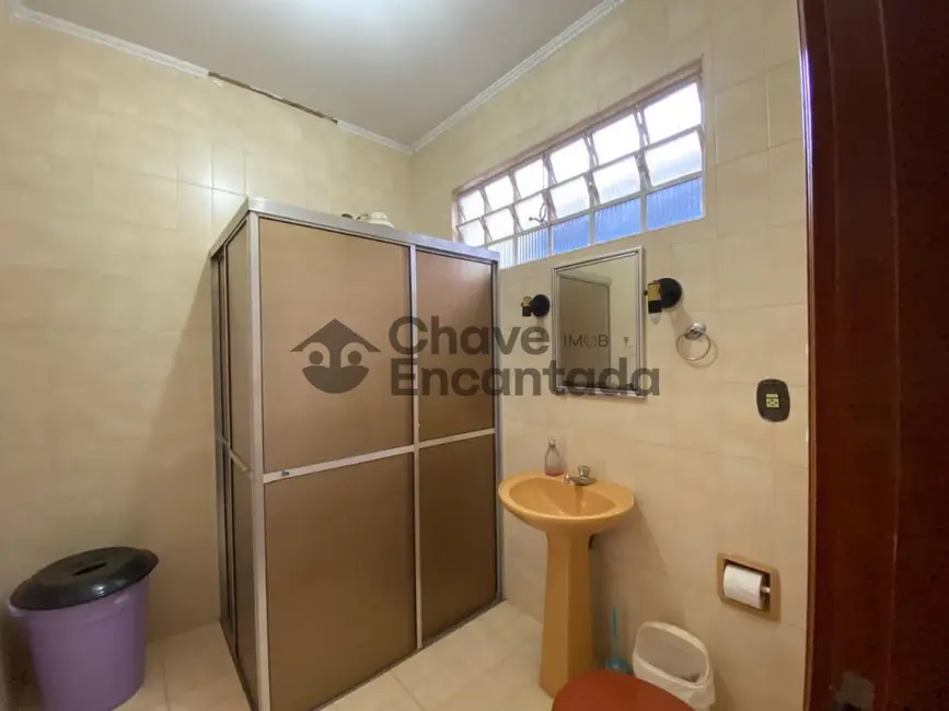 Casa com 4 quartos à venda, 280m2 em Vila Moimaz, Birigui - SP - imagem 8 Foto 8 de Casa com 4 quartos à venda, 280m2 em Vila Moimaz, Birigui - SP