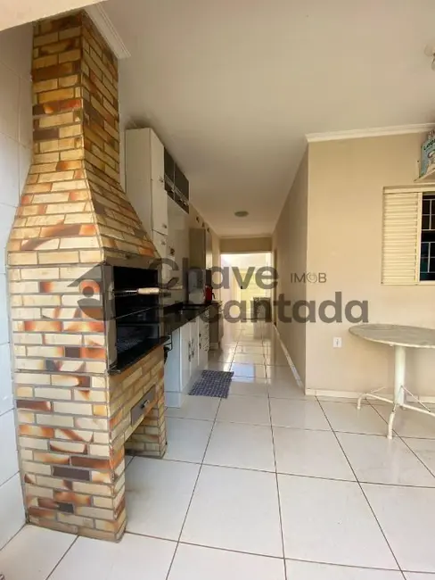 Foto 6 de Casa com 3 quartos à venda, 134m2 em Jardim São Conrado, Birigui - SP