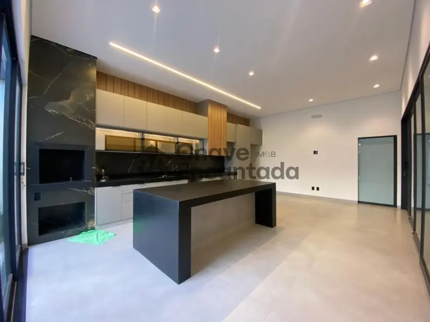 Foto 2 de Casa de Condomínio com 3 quartos à venda, 202m2 em Residencial Veneza, Birigui - SP