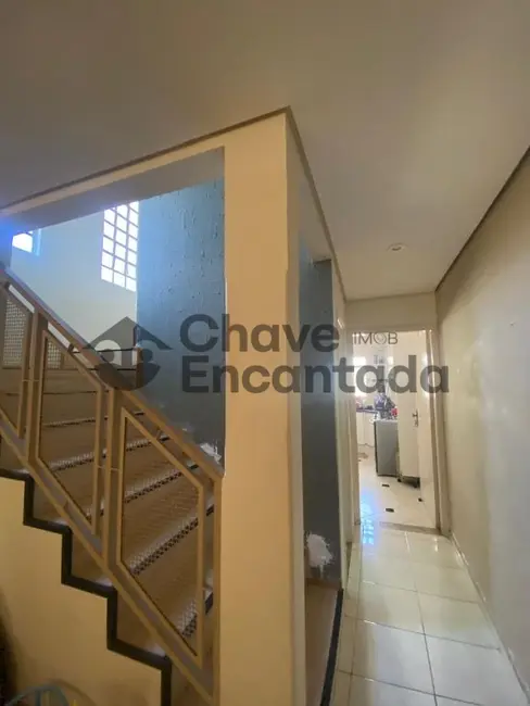 Foto 2 de Sobrado com 3 quartos à venda, 115m2 em Jardim Morumbi, Birigui - SP