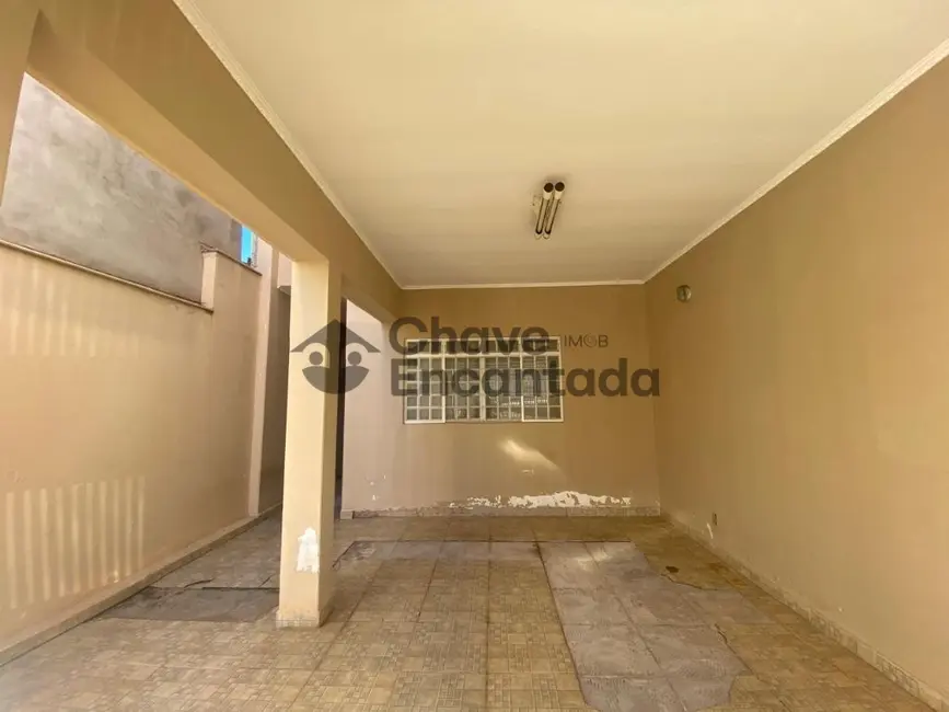 Sobrado com 3 quartos à venda, 115m2 em Jardim Morumbi, Birigui - SP - imagem 3 Foto 3 de Sobrado com 3 quartos à venda, 115m2 em Jardim Morumbi, Birigui - SP