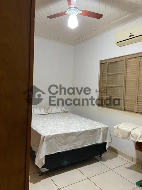 Foto 8 de Casa com 2 quartos à venda, 111m2 em Centro, Birigui - SP