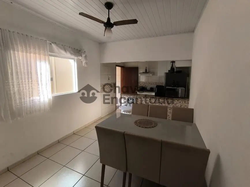 Foto 4 de Casa com 2 quartos à venda, 289m2 em Cidade Jardim, Birigui - SP