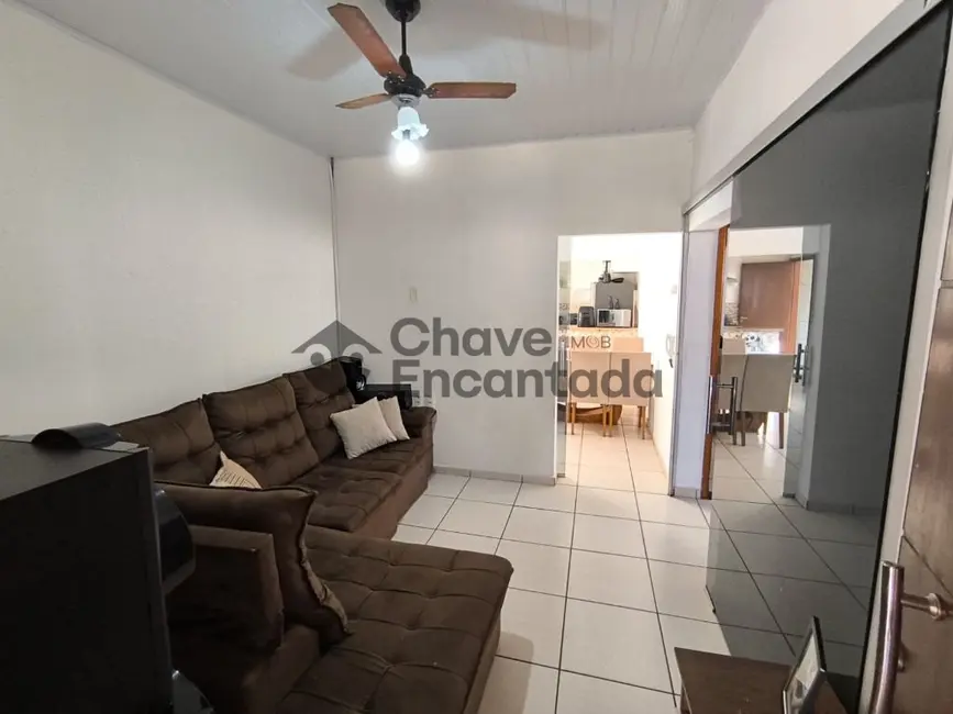 Foto 2 de Casa com 2 quartos à venda, 289m2 em Cidade Jardim, Birigui - SP