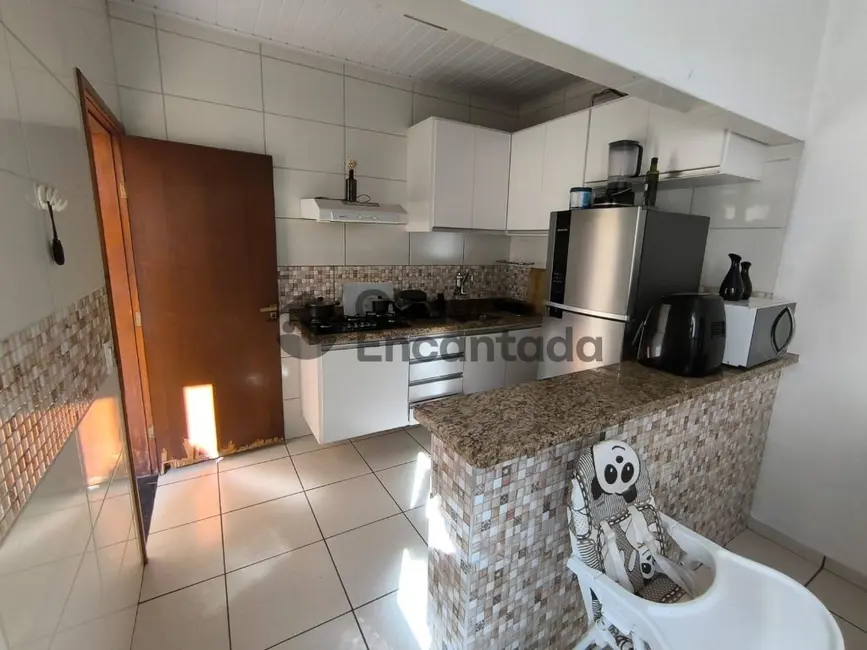 Foto 3 de Casa com 2 quartos à venda, 289m2 em Cidade Jardim, Birigui - SP