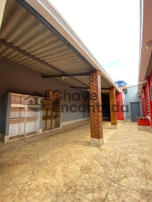 Casa com 2 quartos à venda, 148m2 em Residencial Prefeito Mário Crêm dos Santos, Birigui - SP - imagem 3 Foto 3 de Casa com 2 quartos à venda, 148m2 em Residencial Prefeito Mário Crêm dos Santos, Birigui - SP