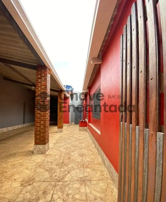 Casa com 2 quartos à venda, 148m2 em Residencial Prefeito Mário Crêm dos Santos, Birigui - SP - imagem 2 Foto 2 de Casa com 2 quartos à venda, 148m2 em Residencial Prefeito Mário Crêm dos Santos, Birigui - SP