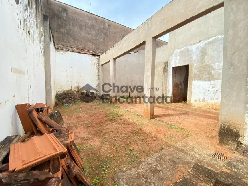 Casa com 3 quartos à venda, 187m2 em Centro, Birigui - SP - imagem 8 Foto 8 de Casa com 3 quartos à venda, 187m2 em Centro, Birigui - SP