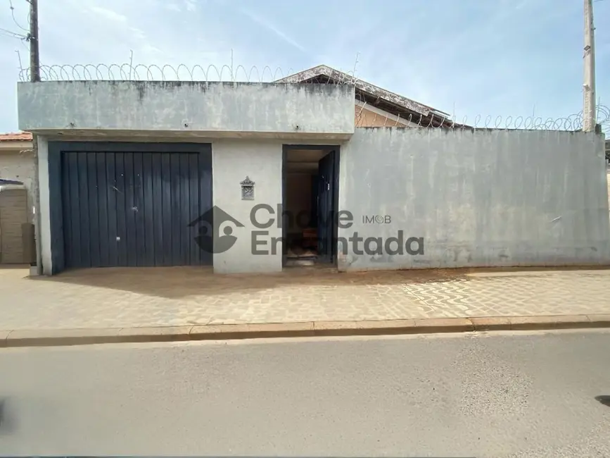 Foto 1 de Casa com 3 quartos à venda, 187m2 em Centro, Birigui - SP