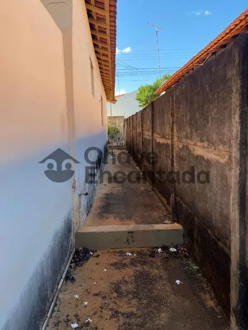 Casa com 2 quartos à venda, 111m2 em Vila Silvares, Birigui - SP - imagem 9 Foto 9 de Casa com 2 quartos à venda, 111m2 em Vila Silvares, Birigui - SP