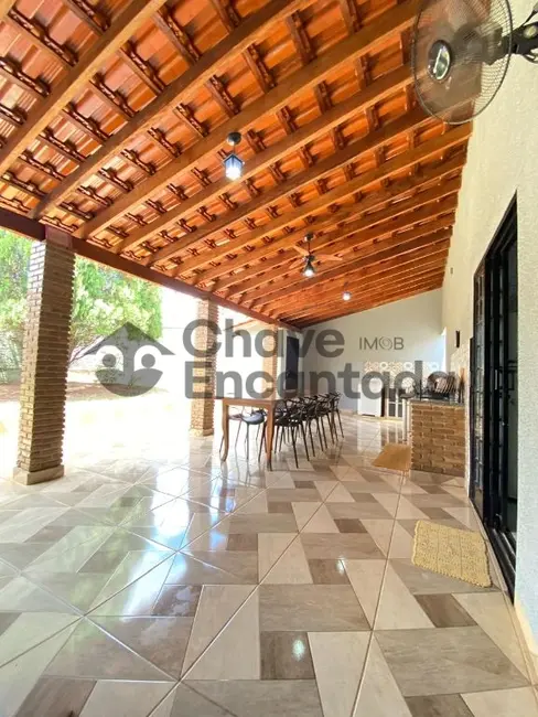 Casa com 3 quartos à venda, 152m2 em Jardim São Braz, Birigui - SP - imagem 4 Foto 4 de Casa com 3 quartos à venda, 152m2 em Jardim São Braz, Birigui - SP