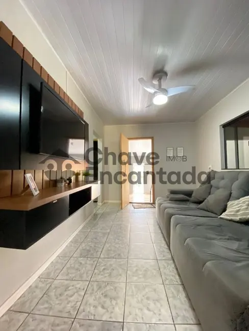 Casa com 3 quartos à venda, 152m2 em Jardim São Braz, Birigui - SP - imagem 1 Foto 1 de Casa com 3 quartos à venda, 152m2 em Jardim São Braz, Birigui - SP