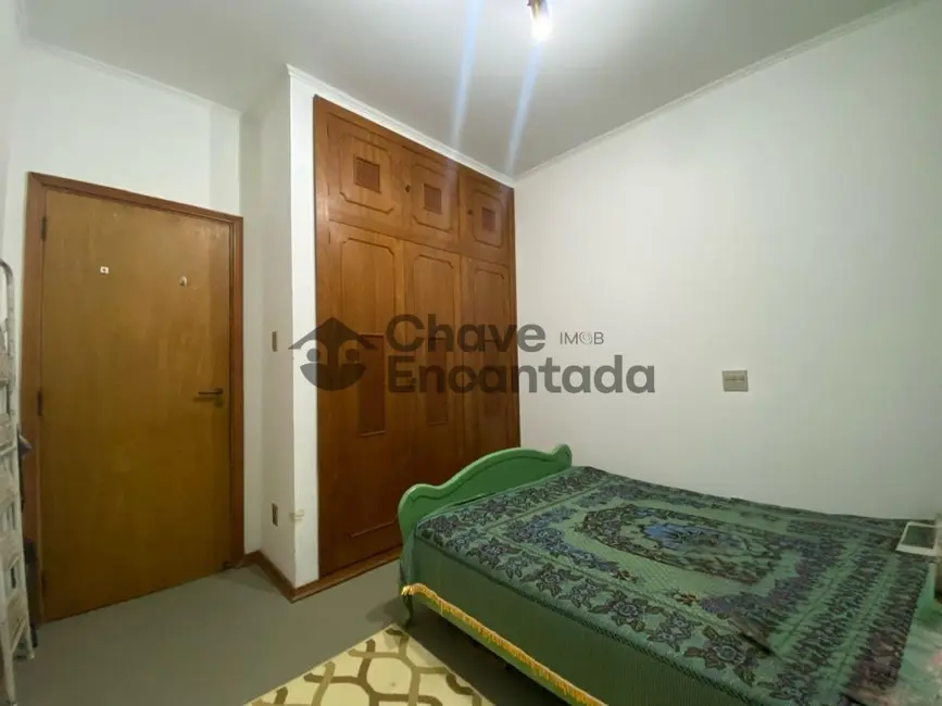 Casa com 3 quartos à venda, 249m2 em Jardim Estoril, Birigui - SP - imagem 9 Foto 9 de Casa com 3 quartos à venda, 249m2 em Jardim Estoril, Birigui - SP