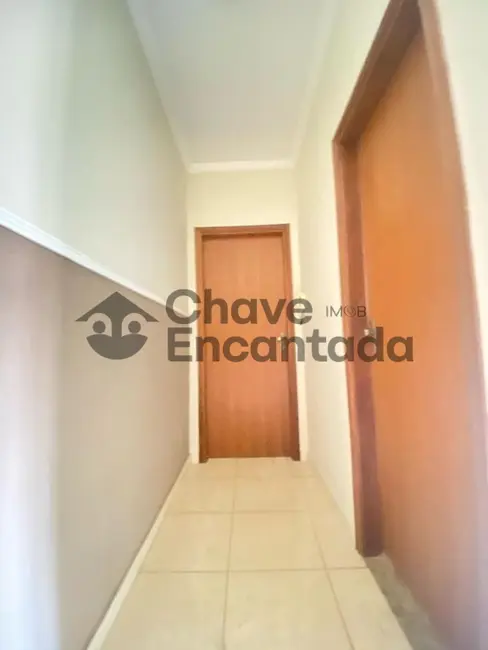 Sobrado com 3 quartos à venda, 137m2 em Vila Xavier, Birigui - SP - imagem 8 Foto 8 de Sobrado com 3 quartos à venda, 137m2 em Vila Xavier, Birigui - SP