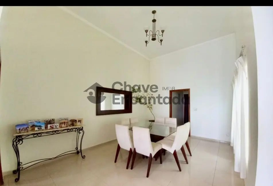 Casa de Condomínio com 3 quartos à venda, 256m2 em Residencial Ibisa, Birigui - SP - imagem 9 Foto 9 de Casa de Condomínio com 3 quartos à venda, 256m2 em Residencial Ibisa, Birigui - SP