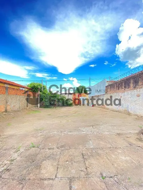 Foto 1 de Terreno / Lote à venda, 300m2 em Jardim Sumaré, Birigui - SP