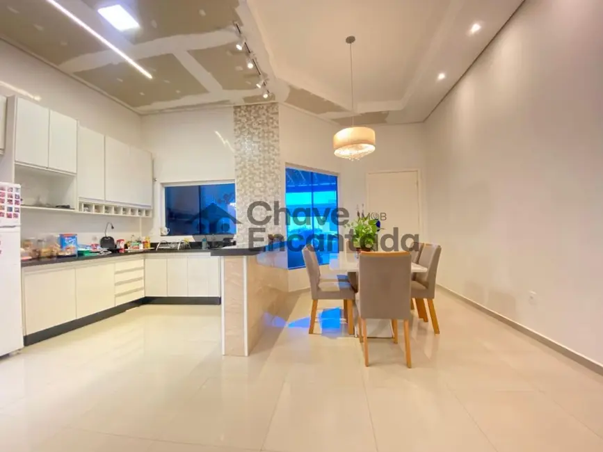 Casa com 3 quartos à venda, 141m2 em Iporã, Aracatuba - SP - imagem 8 Foto 8 de Casa com 3 quartos à venda, 141m2 em Iporã, Aracatuba - SP