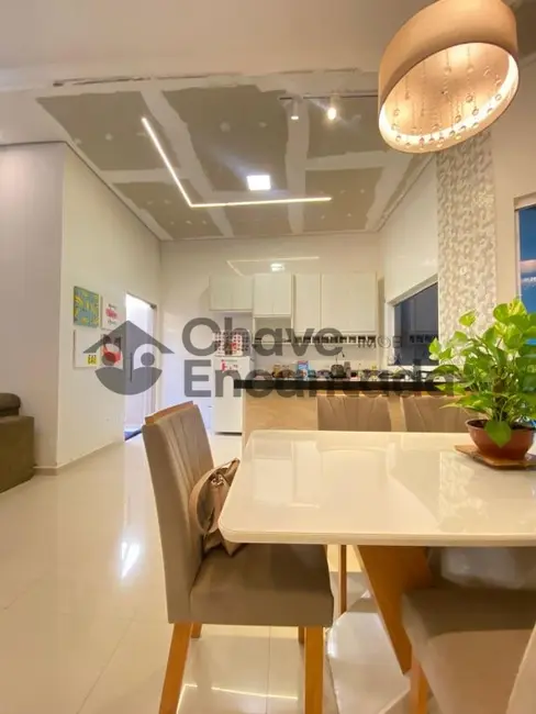 Casa com 3 quartos à venda, 141m2 em Iporã, Aracatuba - SP - imagem 6 Foto 6 de Casa com 3 quartos à venda, 141m2 em Iporã, Aracatuba - SP