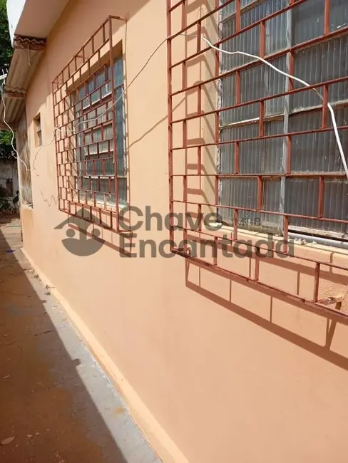 Foto 4 de Casa com 2 quartos à venda, 115m2 em Vila Xavier, Birigui - SP