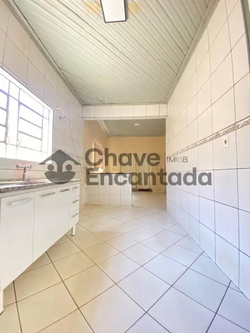 Casa com 3 quartos à venda, 193m2 em Vila Maria, Birigui - SP - imagem 4 Foto 4 de Casa com 3 quartos à venda, 193m2 em Vila Maria, Birigui - SP