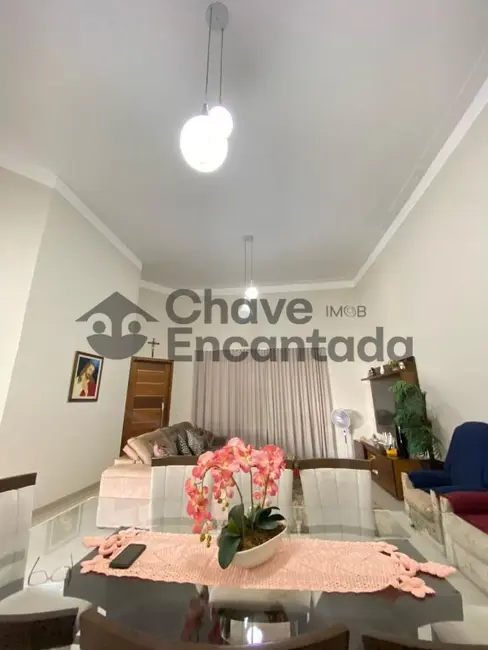 Casa de Condomínio com 3 quartos à venda, 199m2 em Residencial Veneza, Birigui - SP - imagem 6 Foto 6 de Casa de Condomínio com 3 quartos à venda, 199m2 em Residencial Veneza, Birigui - SP