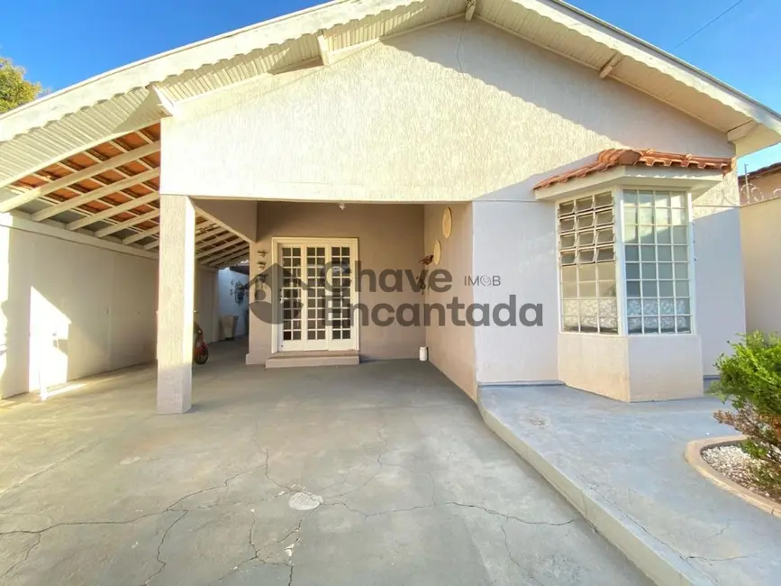 Casa com 3 quartos à venda, 167m2 em Vila Germano, Birigui - SP - imagem 3 Foto 3 de Casa com 3 quartos à venda, 167m2 em Vila Germano, Birigui - SP