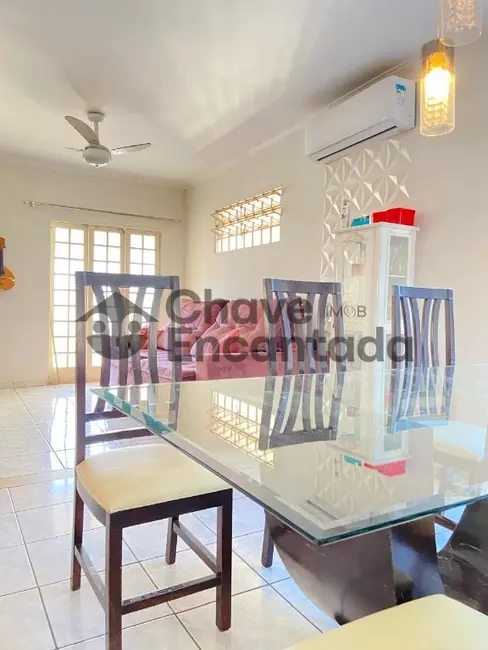 Casa com 3 quartos à venda, 167m2 em Vila Germano, Birigui - SP - imagem 5 Foto 5 de Casa com 3 quartos à venda, 167m2 em Vila Germano, Birigui - SP