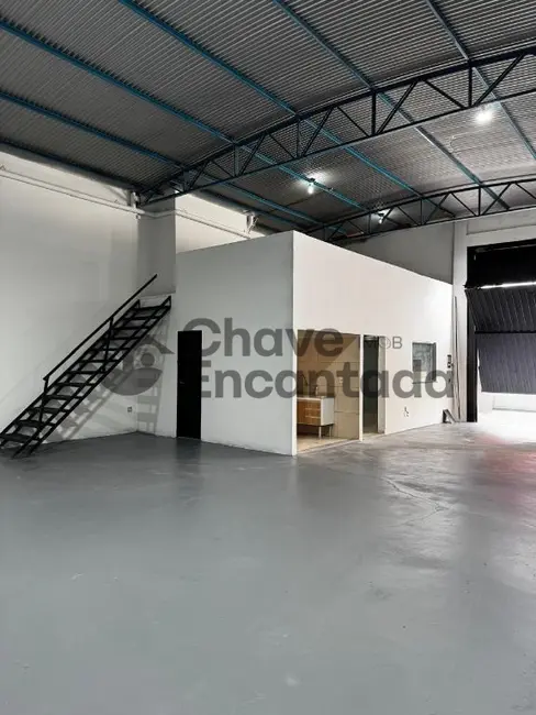 Armazém / Galpão à venda, 250m2 em Residencial Jardim do Trevo, Birigui - SP - imagem 1 Foto 1 de Armazém / Galpão à venda, 250m2 em Residencial Jardim do Trevo, Birigui - SP