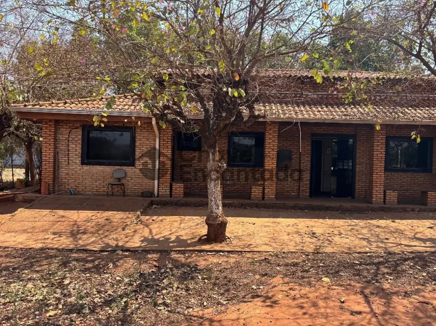 Foto 1 de Terreno / Lote à venda, 18000m2 em Aracatuba - SP