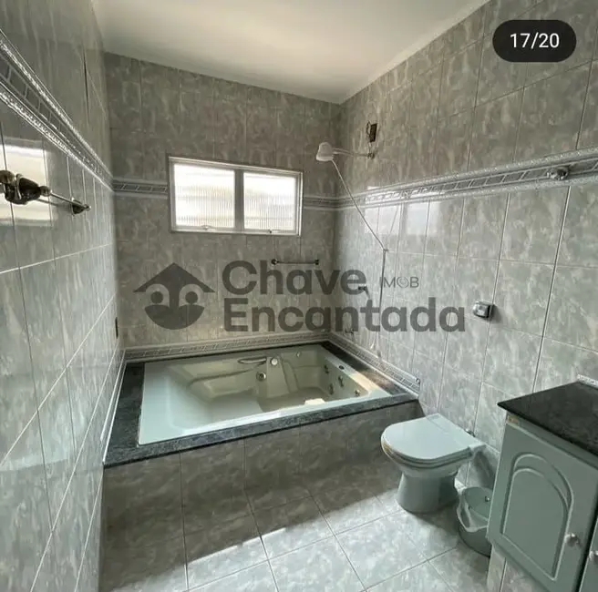 Casa com 3 quartos à venda, 246m2 em Jardim Estoril, Birigui - SP - imagem 8 Foto 8 de Casa com 3 quartos à venda, 246m2 em Jardim Estoril, Birigui - SP