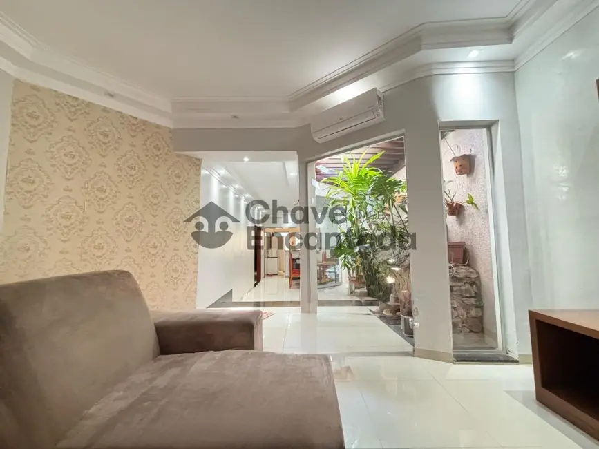 Casa com 3 quartos à venda, 247m2 em Recanto Verde, Birigui - SP - imagem 9 Foto 9 de Casa com 3 quartos à venda, 247m2 em Recanto Verde, Birigui - SP