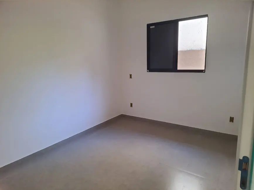 Foto 6 de Casa com 2 quartos à venda, 174m2 em Nova Cerejeira, Atibaia - SP