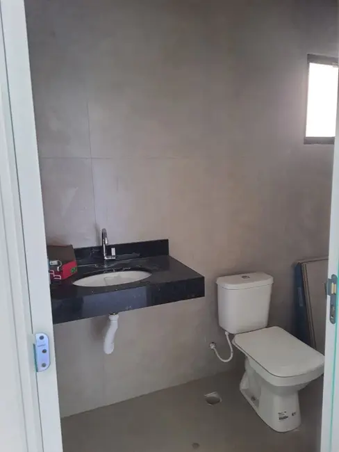 Foto 3 de Casa com 2 quartos à venda, 174m2 em Nova Cerejeira, Atibaia - SP