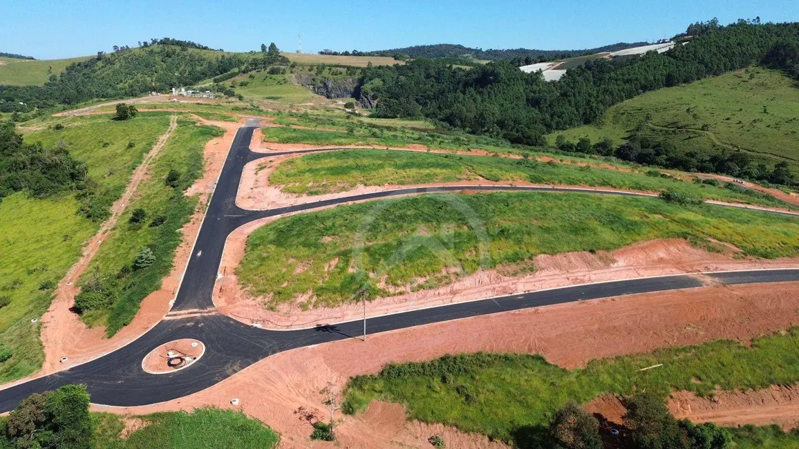 Foto 2 de Terreno / Lote à venda, 360m2 em Tanque, Atibaia - SP