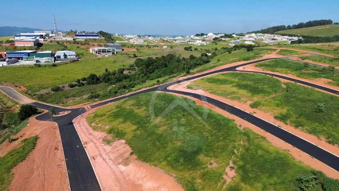 Foto 3 de Terreno / Lote à venda, 360m2 em Tanque, Atibaia - SP