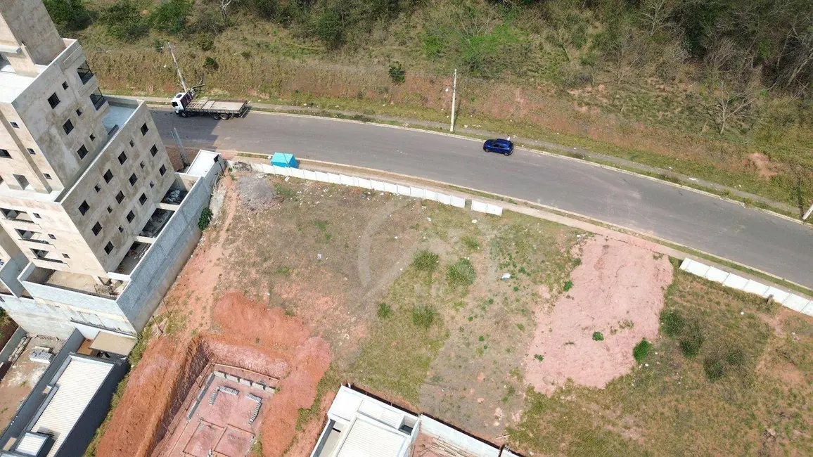 Terreno / Lote à venda, 195m2 em Jardim das Cerejeiras, Atibaia - SP - imagem 8 Foto 8 de Terreno / Lote à venda, 195m2 em Jardim das Cerejeiras, Atibaia - SP
