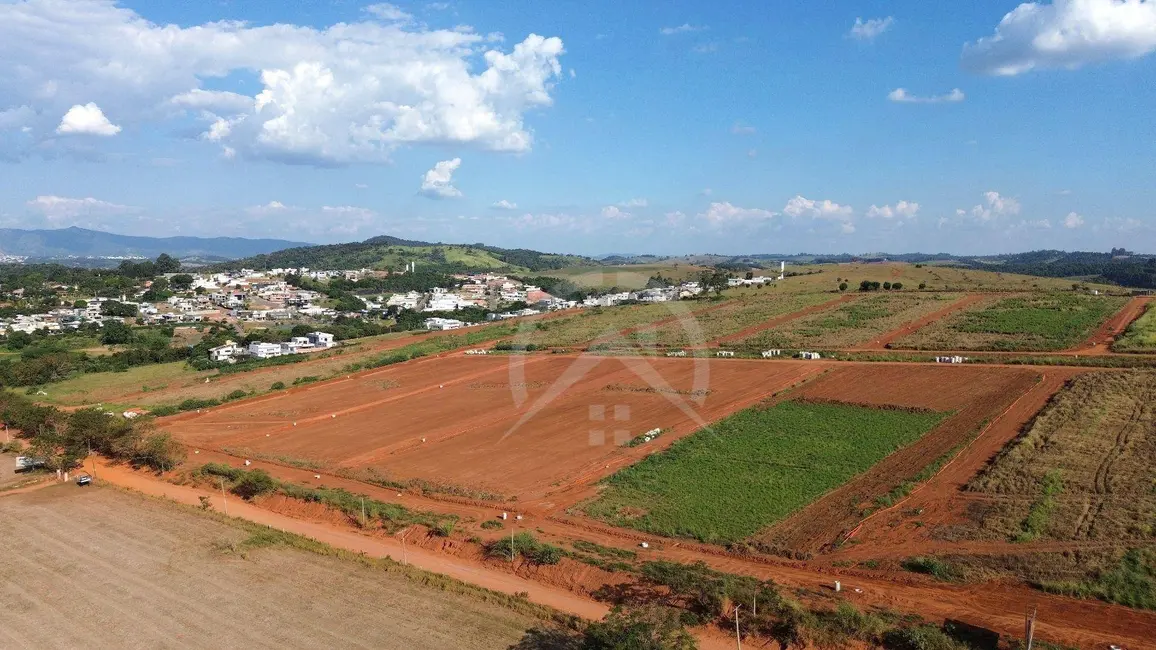 Foto 1 de Terreno / Lote à venda, 360m2 em Usina, Atibaia - SP