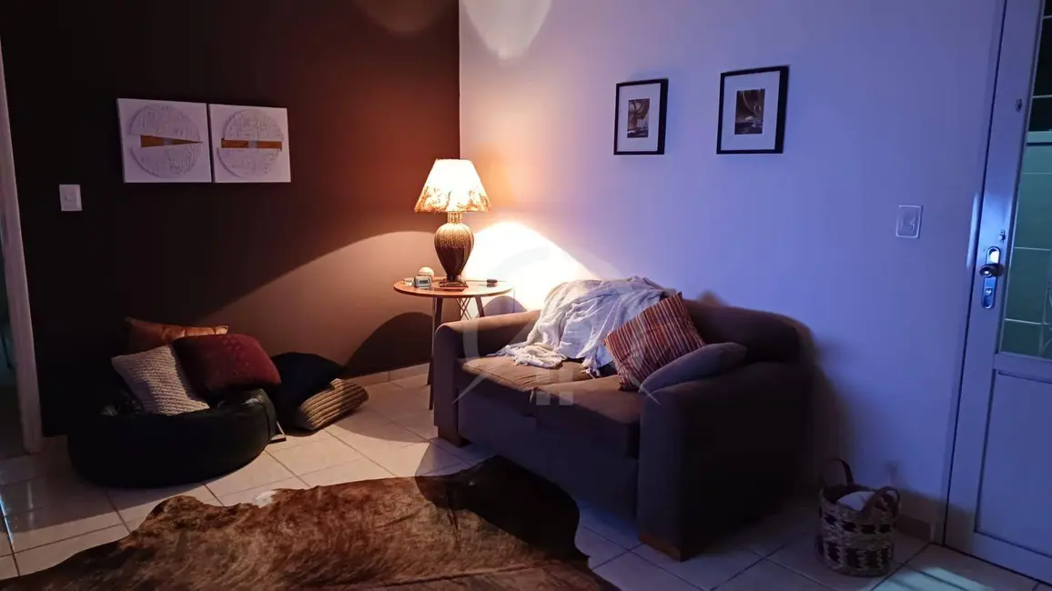 Casa com 2 quartos à venda, 175m2 em Vila Thais, Atibaia - SP - imagem 1 Foto 1 de Casa com 2 quartos à venda, 175m2 em Vila Thais, Atibaia - SP