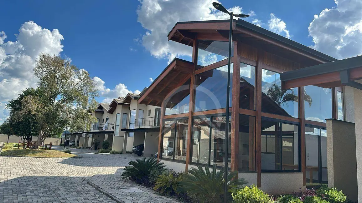 Casa de Condomínio com 3 quartos para alugar, 290m2 em Jardim dos Pinheiros, Atibaia - SP - imagem 3 Foto 3 de Casa de Condomínio com 3 quartos para alugar, 290m2 em Jardim dos Pinheiros, Atibaia - SP