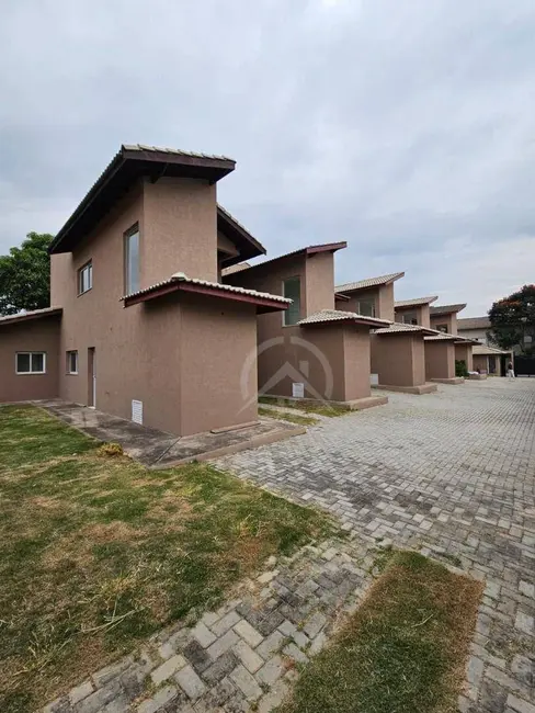 Foto 8 de Sobrado com 3 quartos à venda e para alugar, 410m2 em Loteamento Loanda, Atibaia - SP