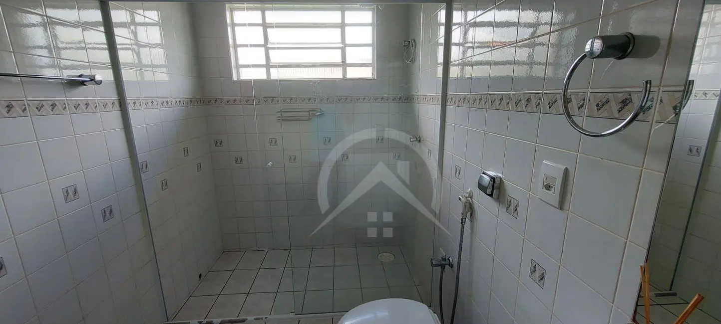 Sobrado com 2 quartos à venda, 150m2 em Jardim Tapajós, Atibaia - SP - imagem 4 Foto 4 de Sobrado com 2 quartos à venda, 150m2 em Jardim Tapajós, Atibaia - SP