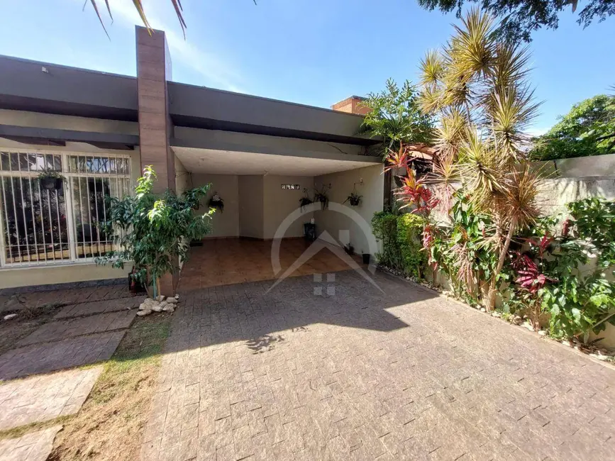 Foto 3 de Casa com 3 quartos à venda, 600m2 em Centro, Atibaia - SP