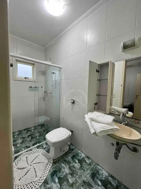 Foto 2 de Casa com 6 quartos à venda e para alugar, 1540m2 em Atibaia - SP