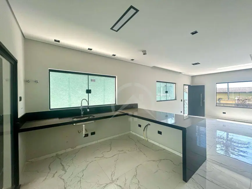 Foto 8 de Sobrado com 3 quartos à venda, 225m2 em Nova Gardênia, Atibaia - SP