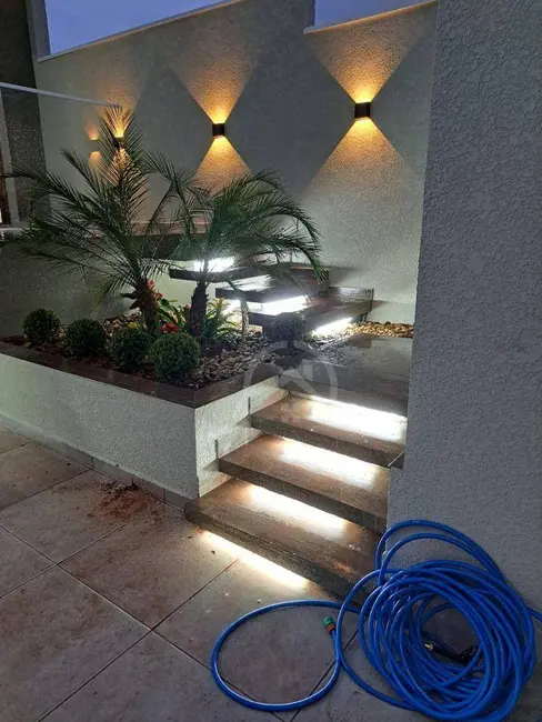 Foto 1 de Casa de Condomínio com 2 quartos à venda, 200m2 em Bom Jesus Dos Perdoes - SP