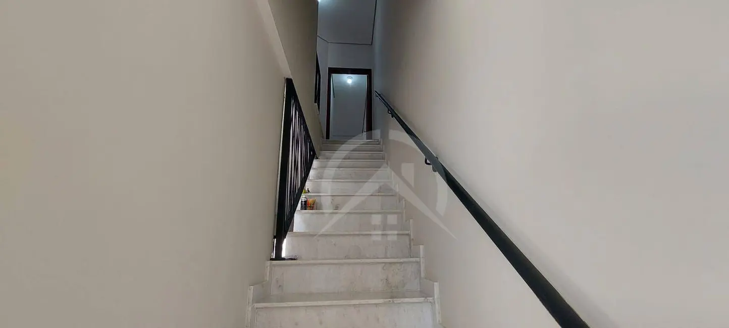 Foto 8 de Sobrado com 3 quartos à venda, 180m2 em Nova Gardênia, Atibaia - SP